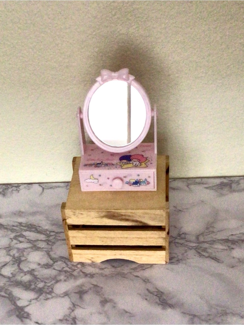 Sanrio Little Twin Stars Mini Vanity Mirror with Drawer